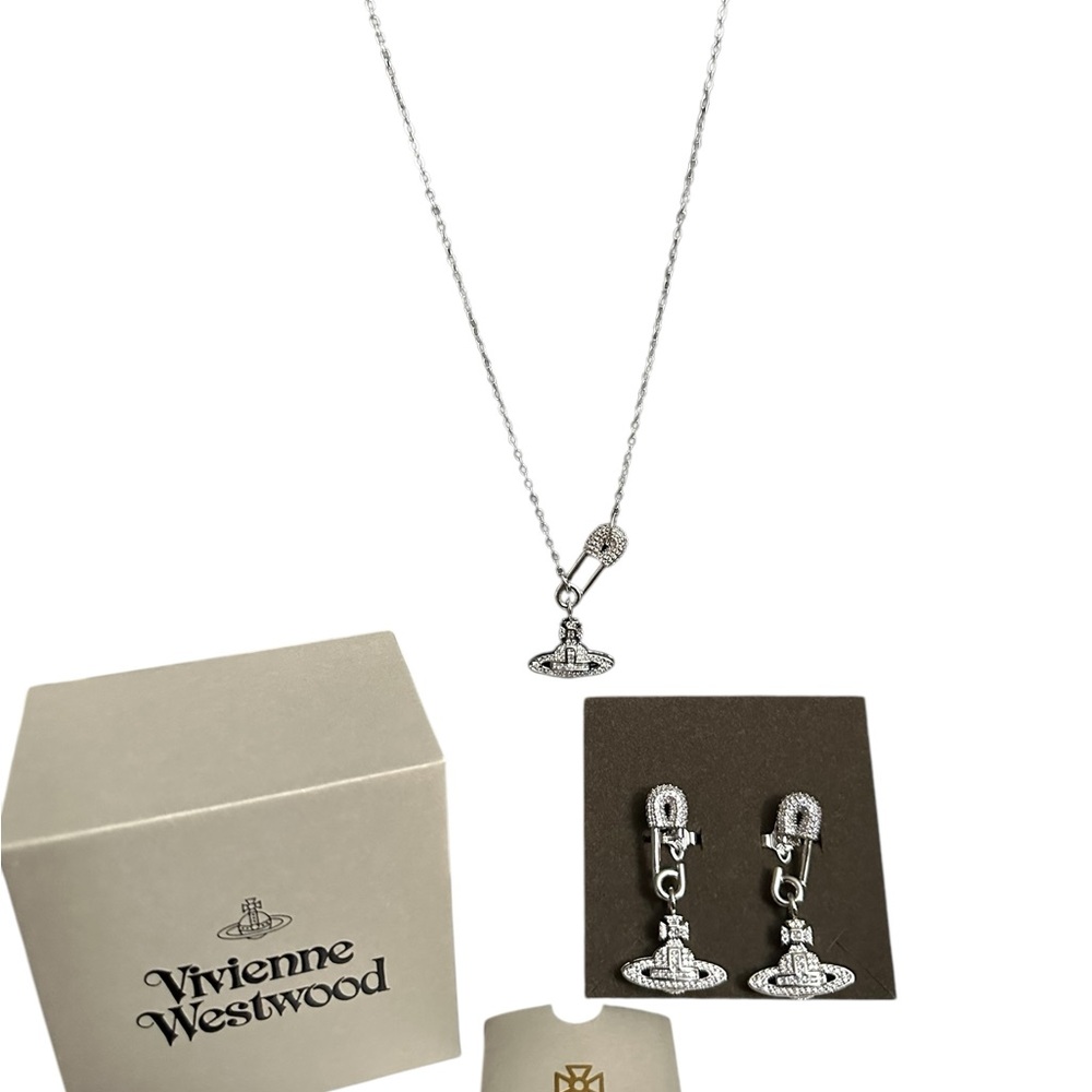 Vivienne Westwood Set Lucrece Pendant Necklace & Earrings NIB Silver tone - Picture 4 of 14